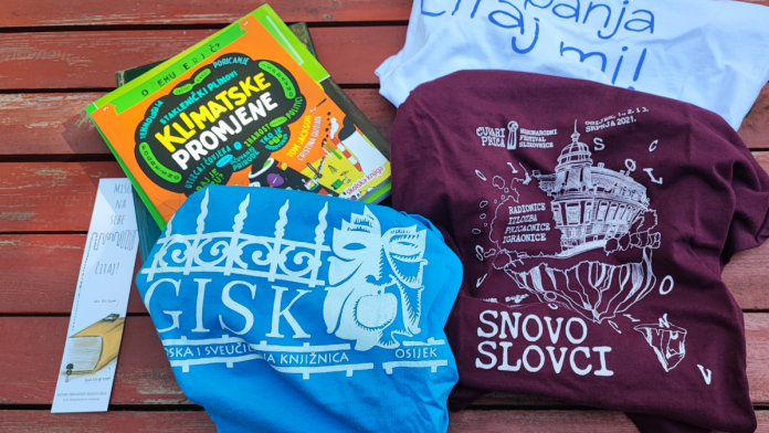 od stare majice do unikatne torbe za knjige NASLOVNA